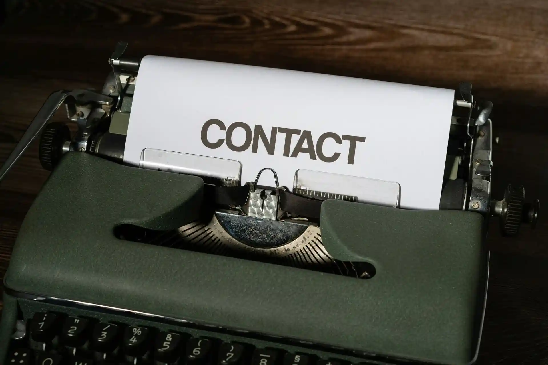 Contact Mr Léger Couverture